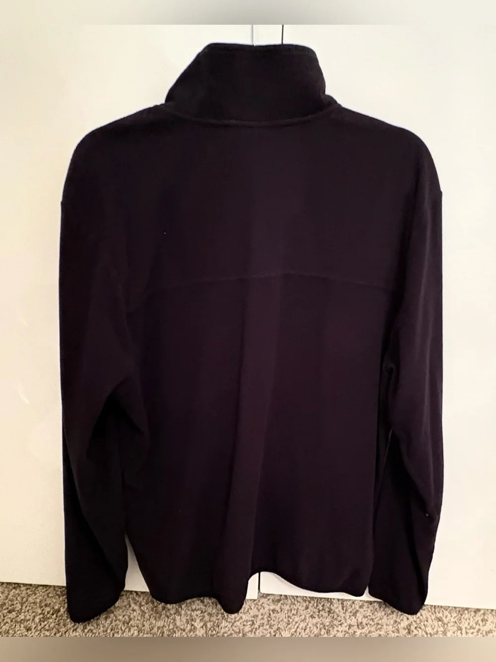 Men’s XL The North Face 1/4 zip pullover in black lightweight fleece